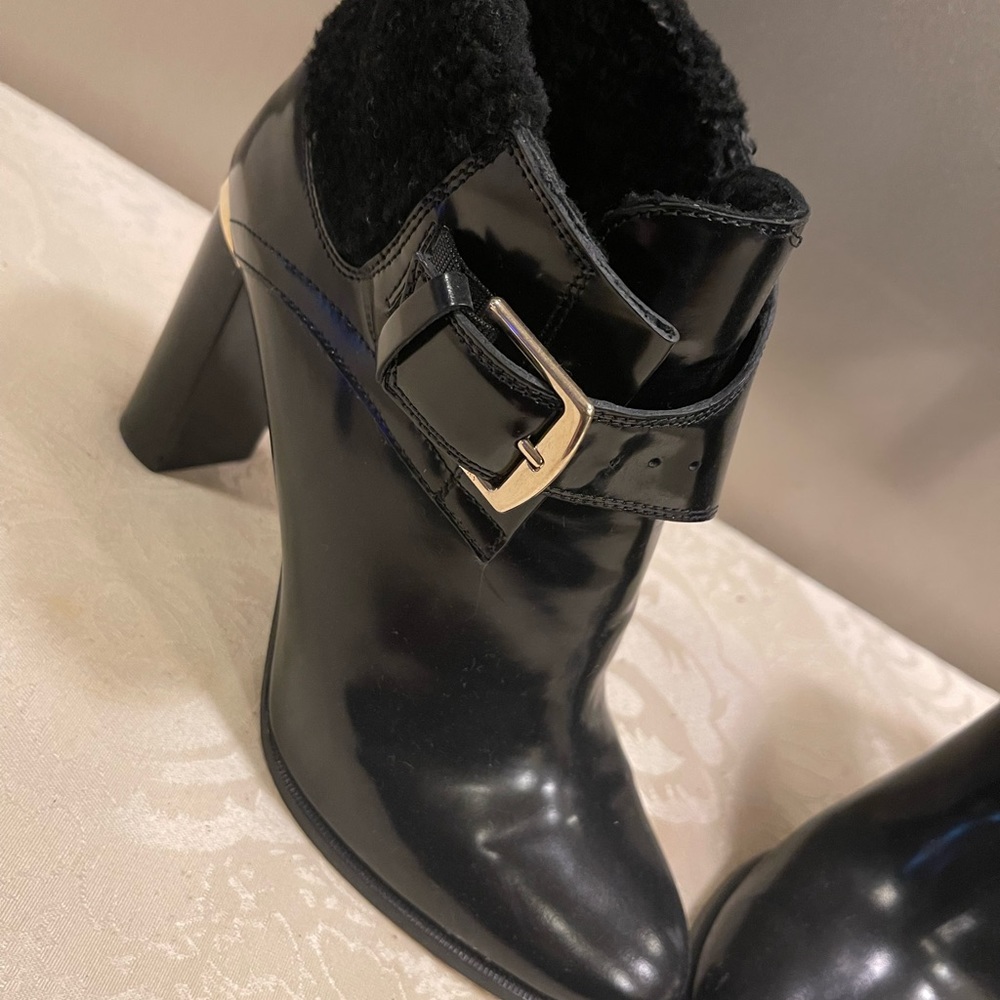 Burberry - Picture 7 of 15